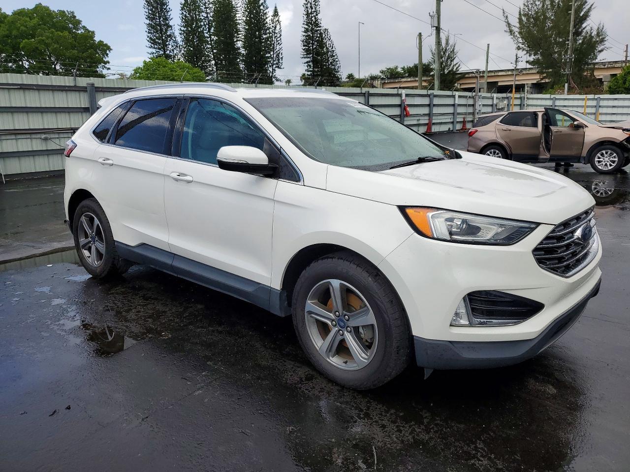 2020 Ford Edge Sel - Image 4