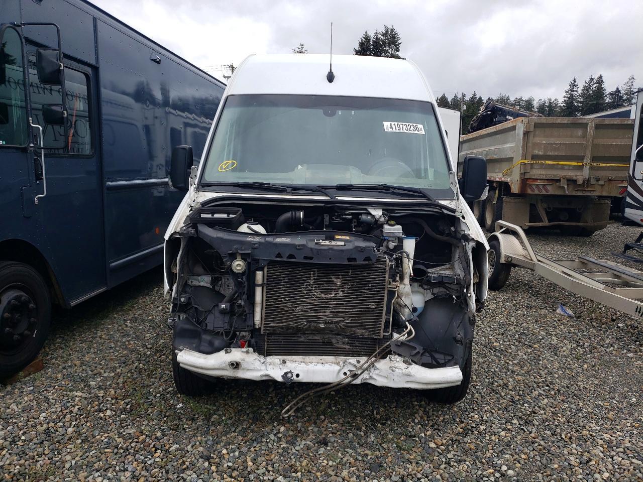 2017 Mercedes Benz Sprinter 2500 Utility / Service Van - Image 5