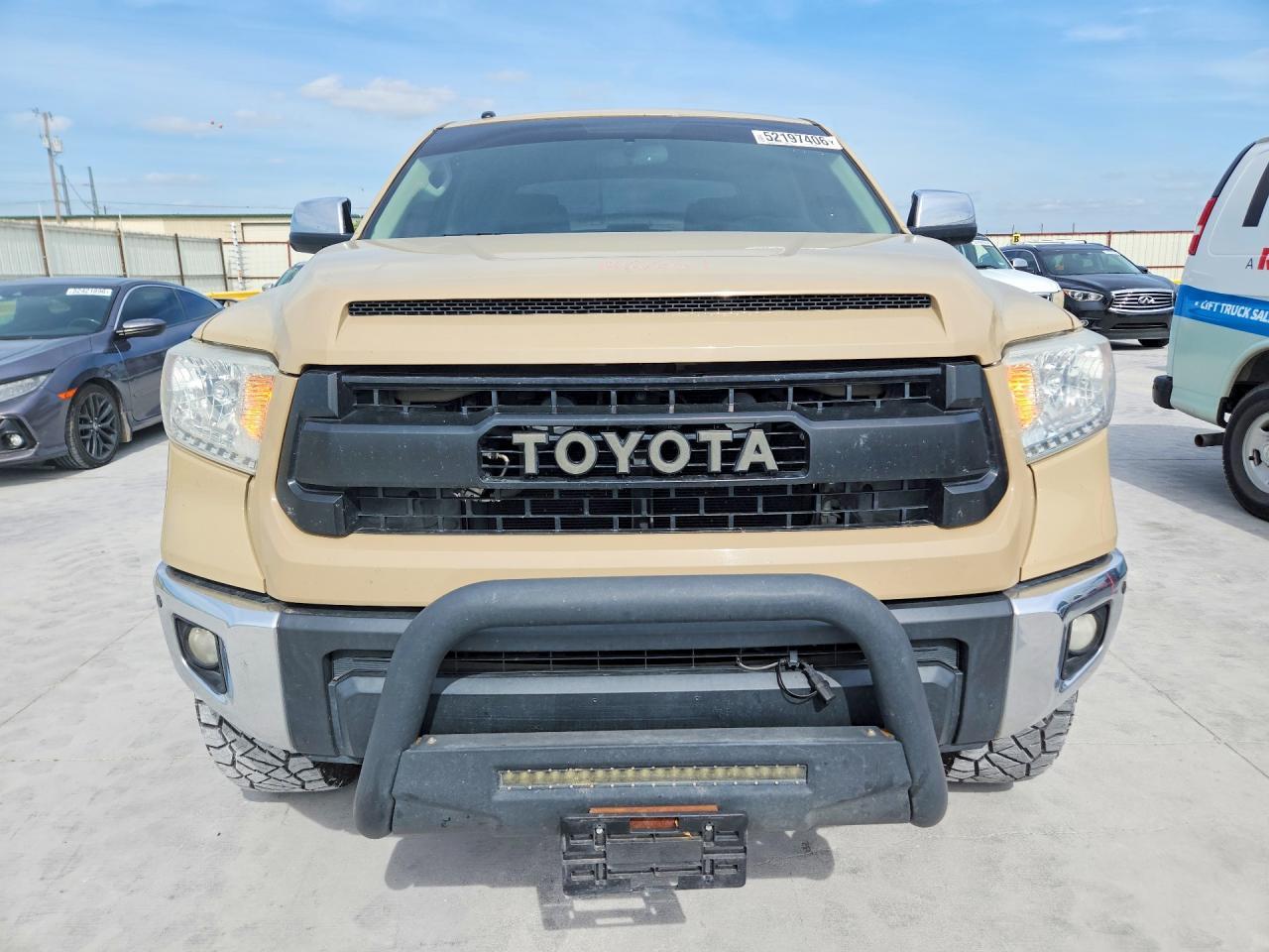 2017 Toyota Tundra Crewmax Limited - Фото 5