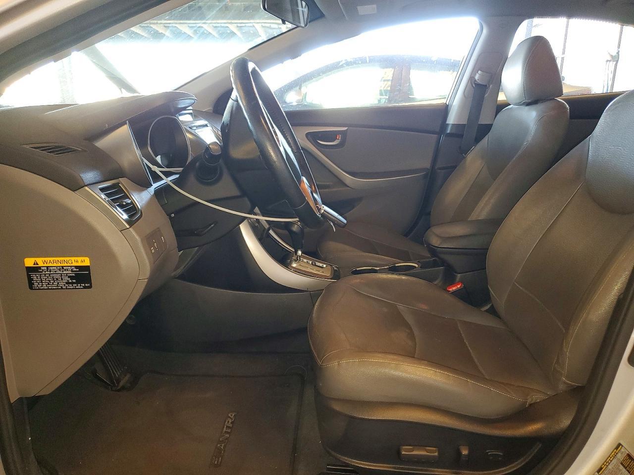 2013 Hyundai Elantra Limited - Image 7
