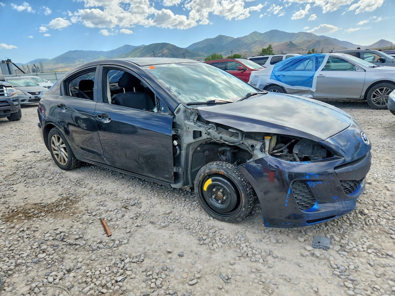 2013 Mazda 3 I - Фото 4