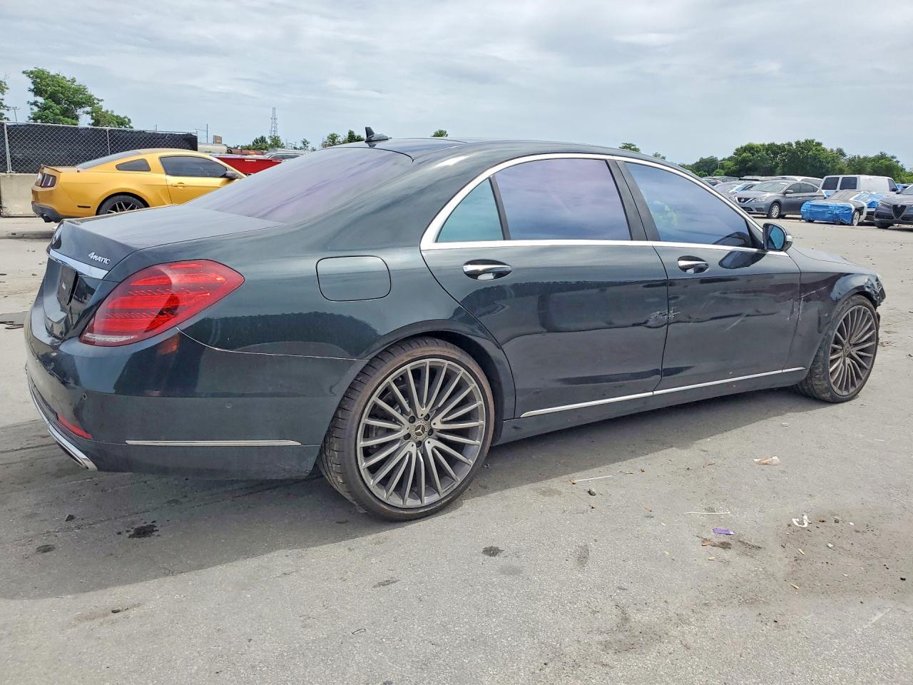 2018 Mercedes-Benz S 560 4Matic - Image 3