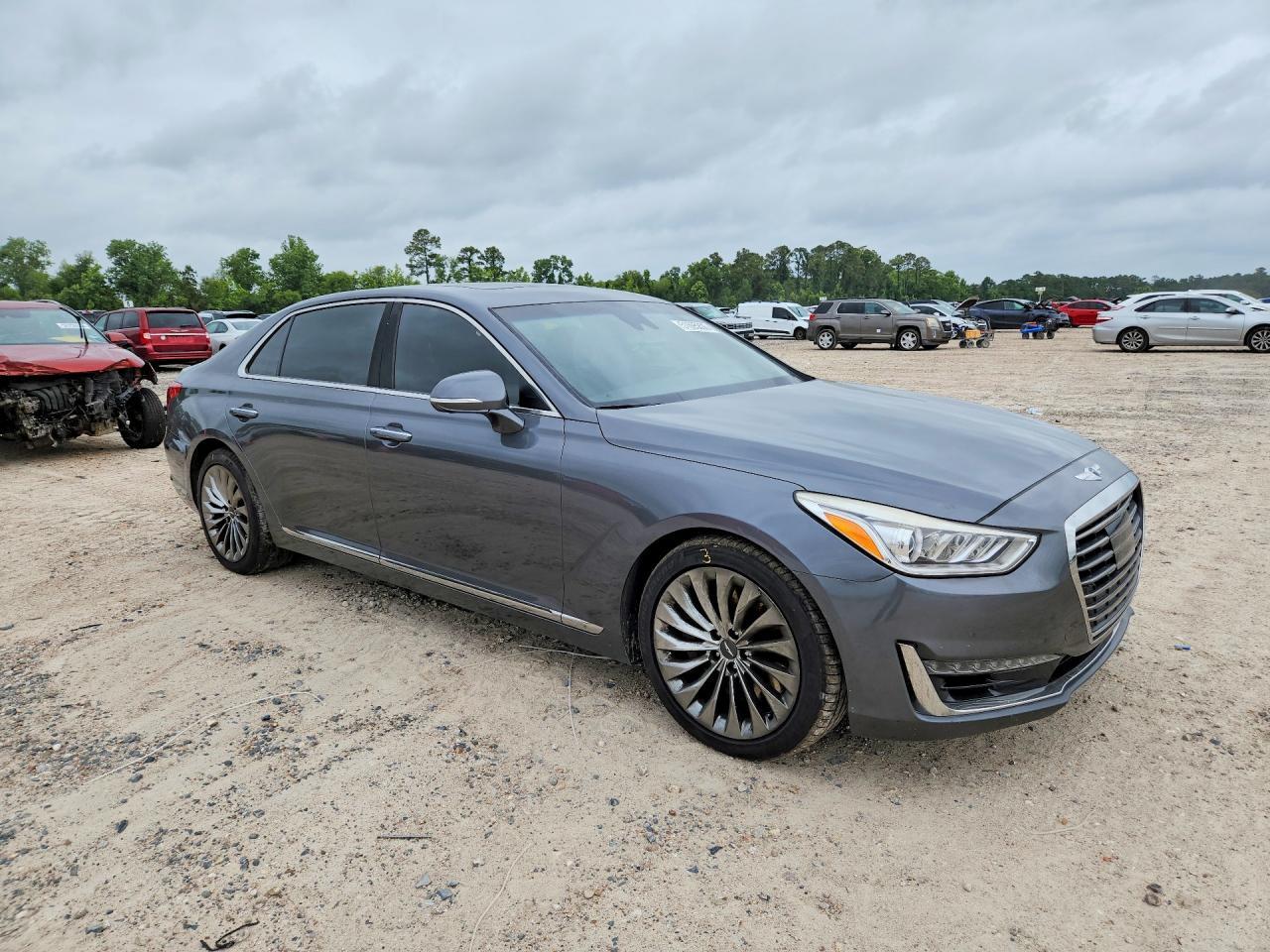 2017 Genesis G90 Premium - Фото 4