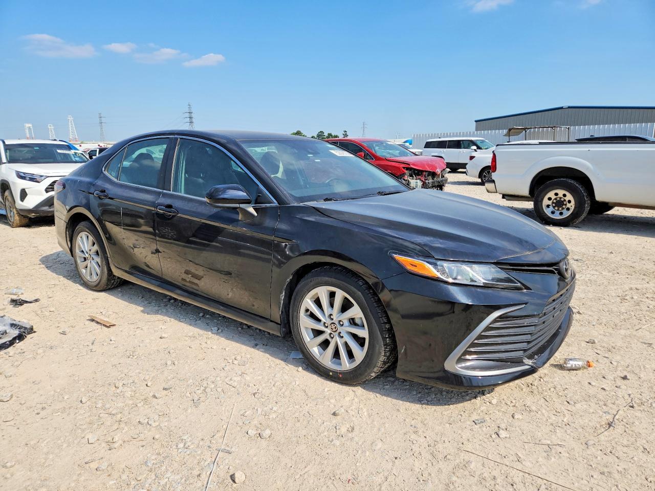 2022 Toyota Camry Le - Фото 4