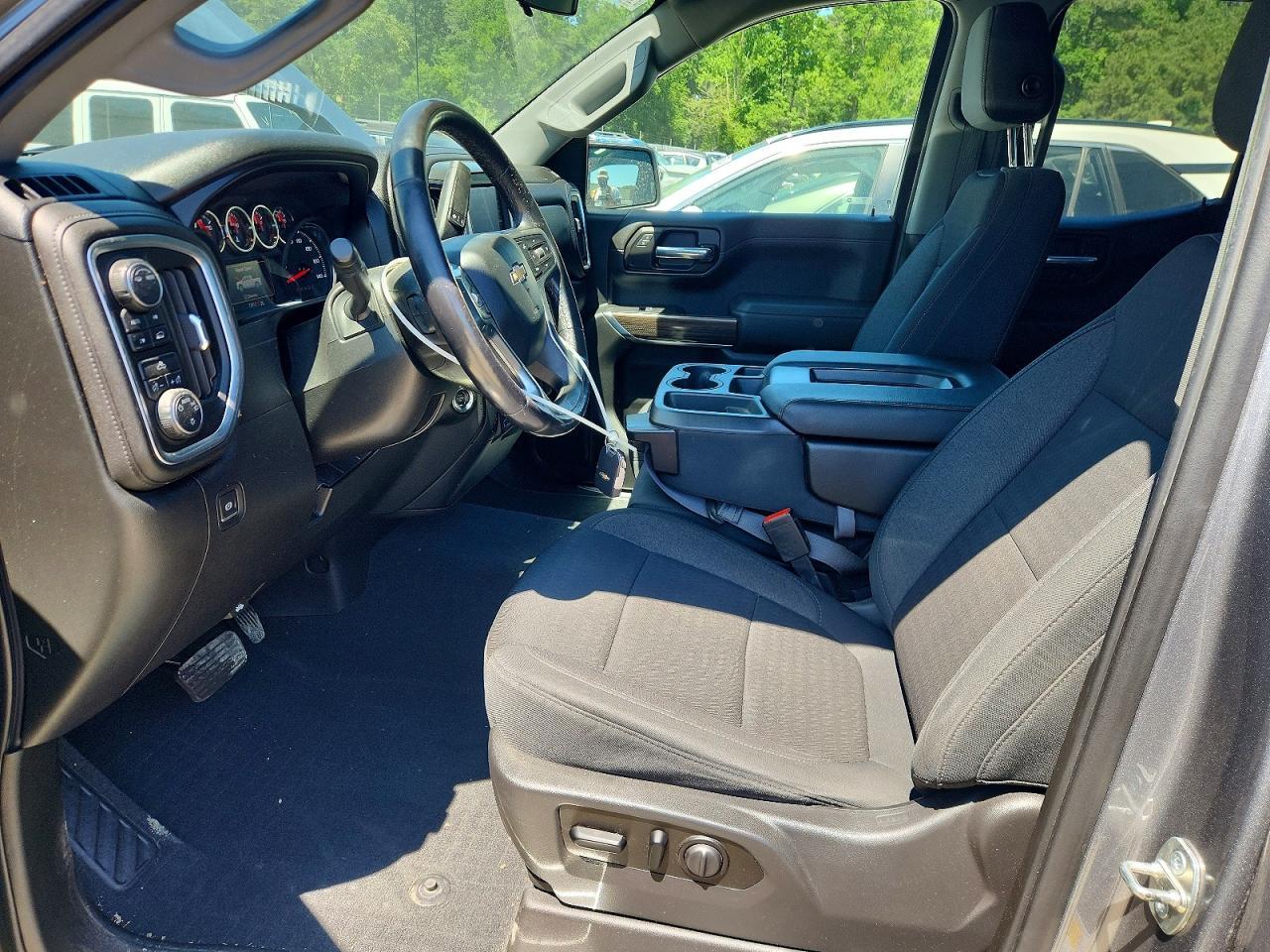 2020 Chevrolet Silverado K1500 Lt - Фото 7