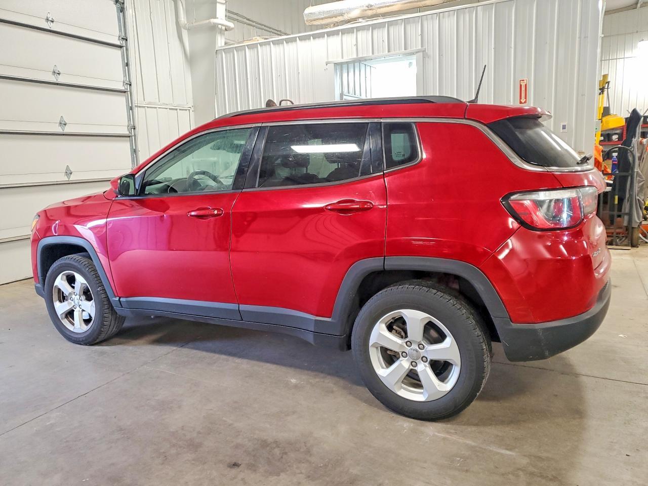 2018 Jeep Compass Latitude - Image 2