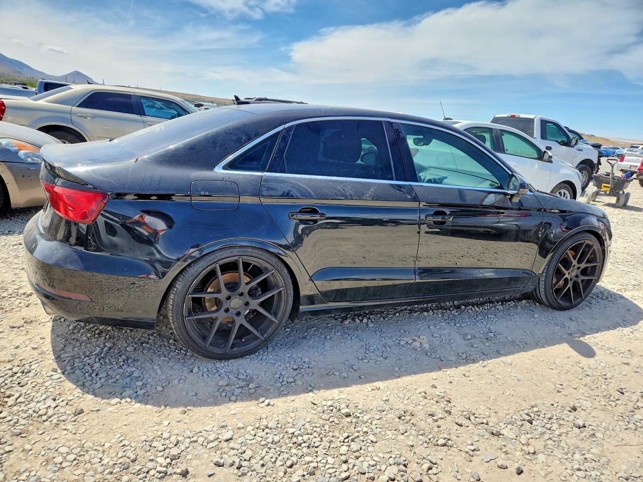 2015 Audi A3 Premium - Фото 3