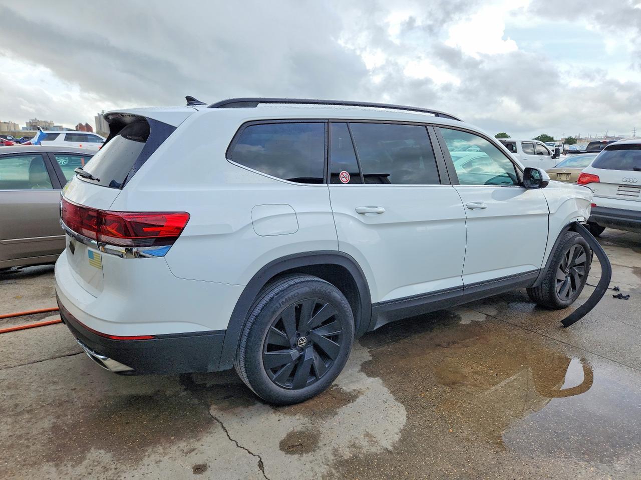 2024 Volkswagen Atlas Se - Фото 3