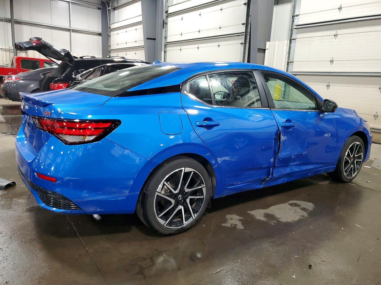 2024 Nissan Sentra Sr - Image 3