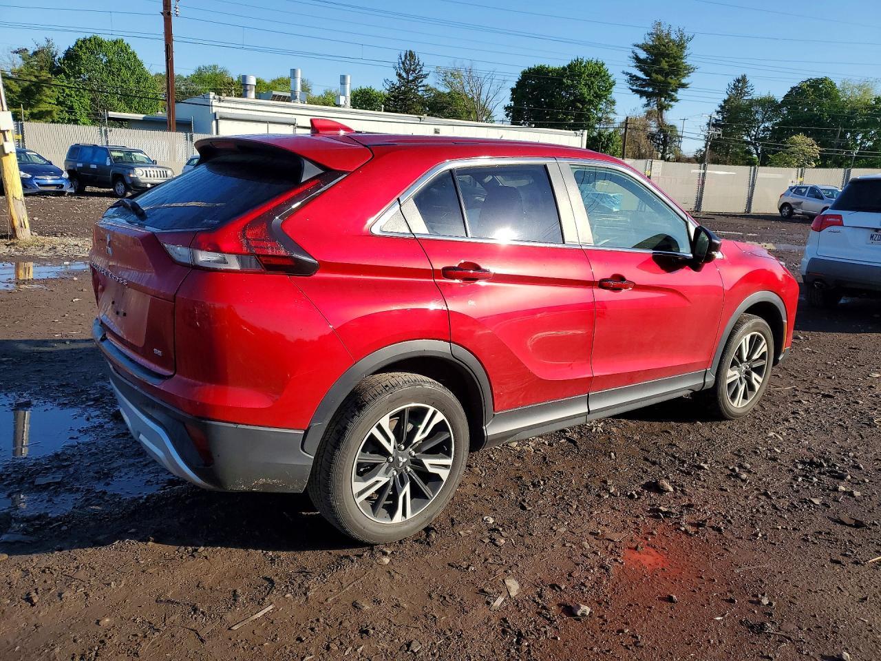 2024 Mitsubishi Eclipse Cross Se - Image 3