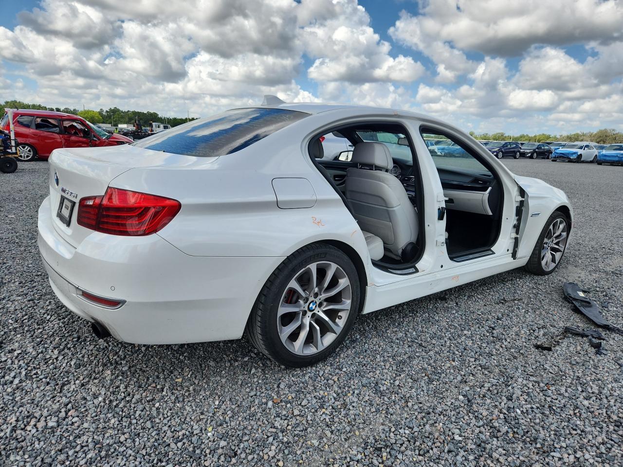 2014 BMW 535 I - Image 3