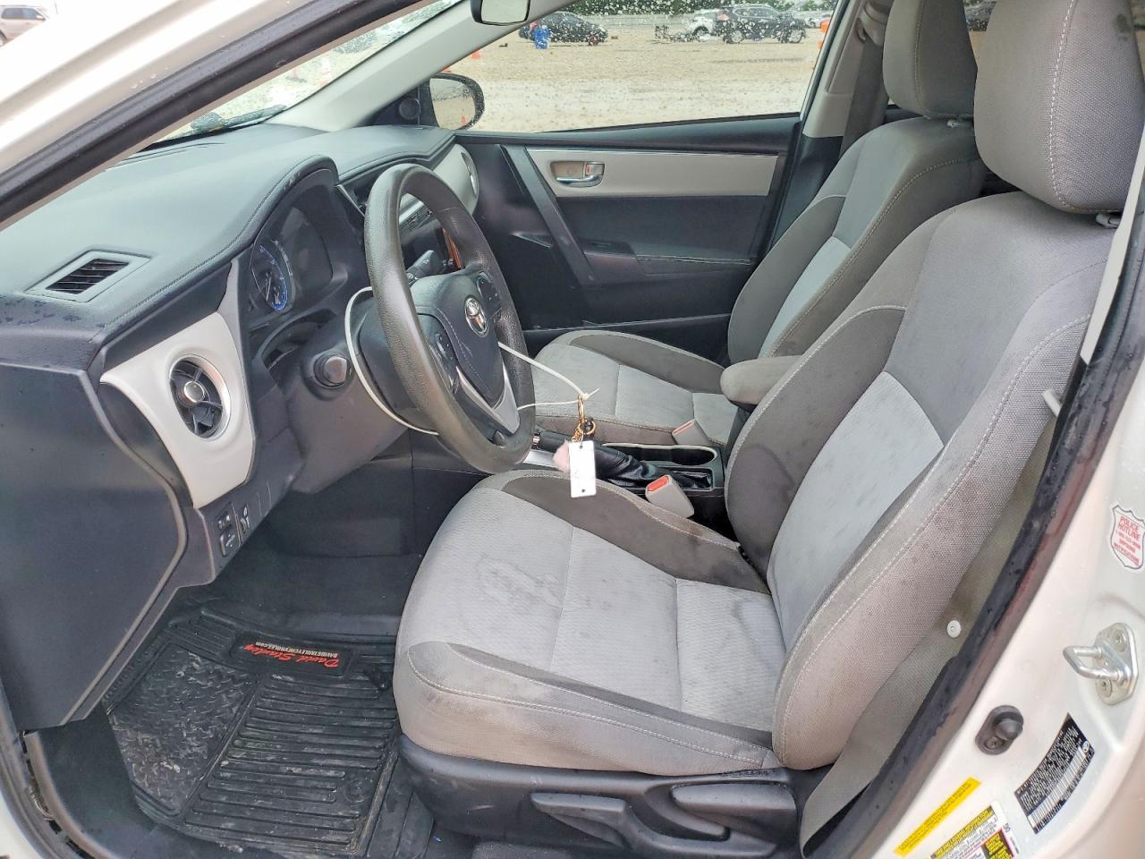 2019 Toyota Corolla L - Фото 7