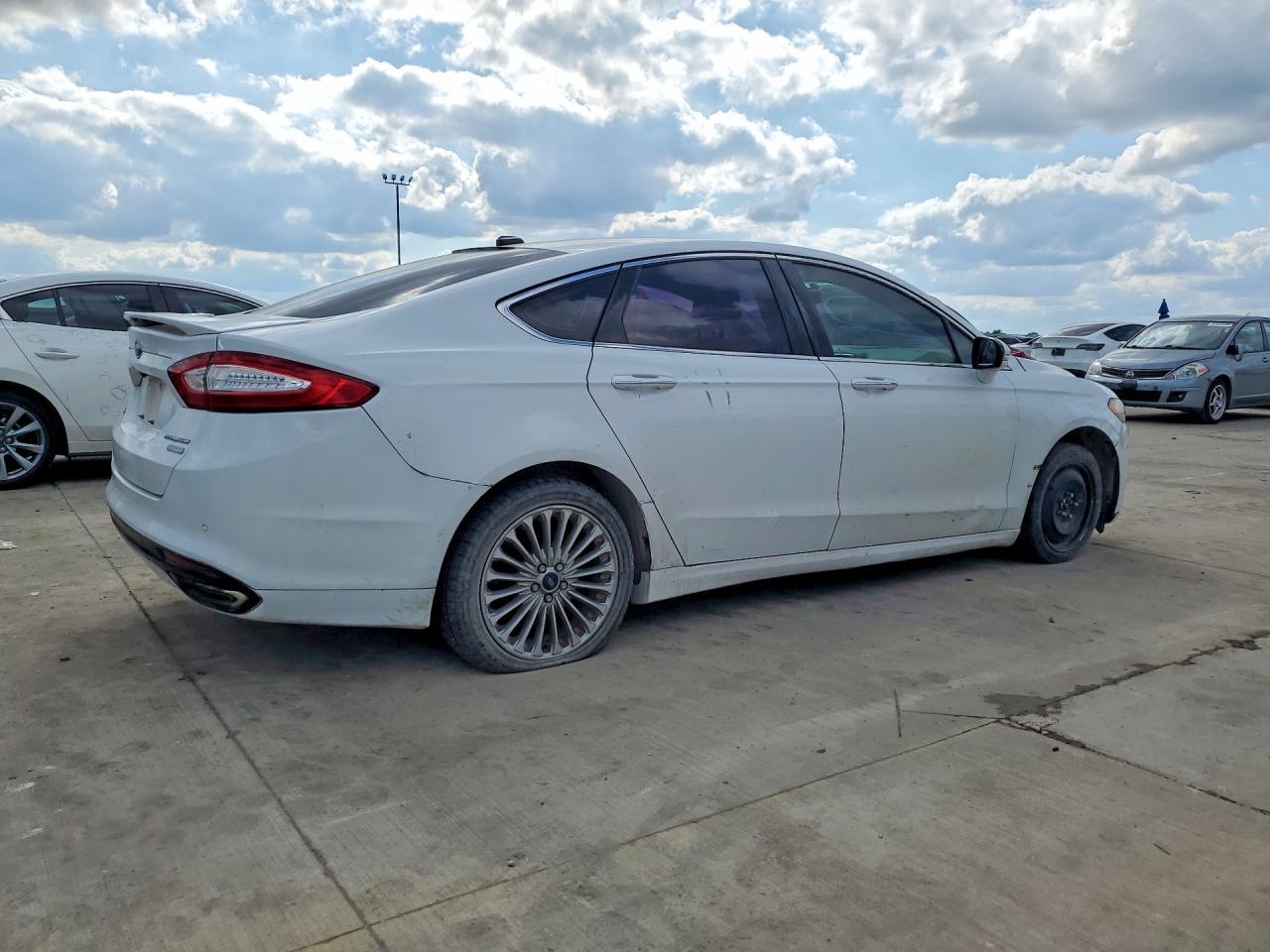 2016 Ford Fusion Titanium - Фото 3