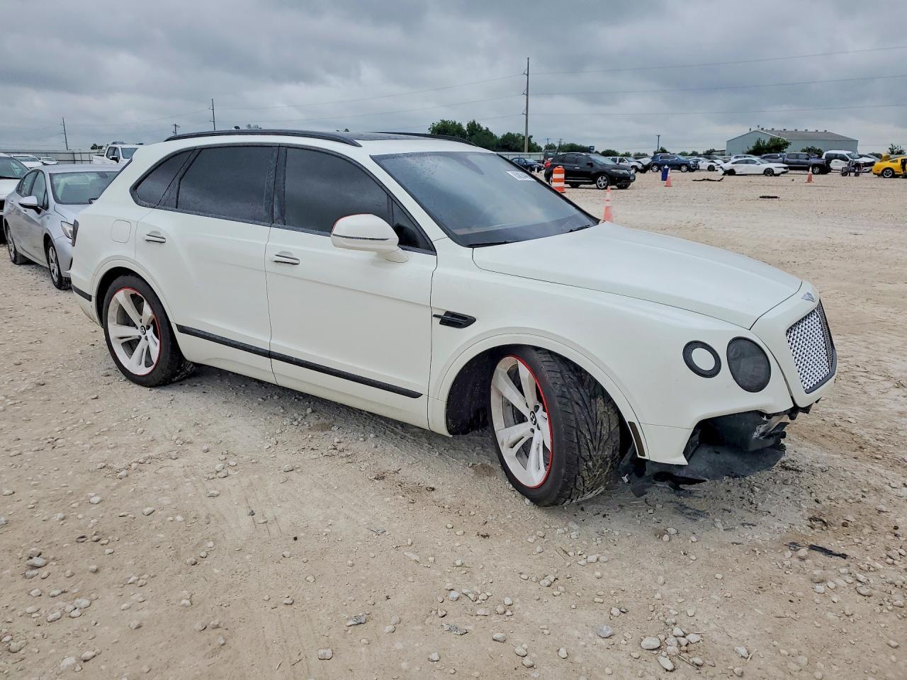 2017 Bentley Bentayga - Фото 4