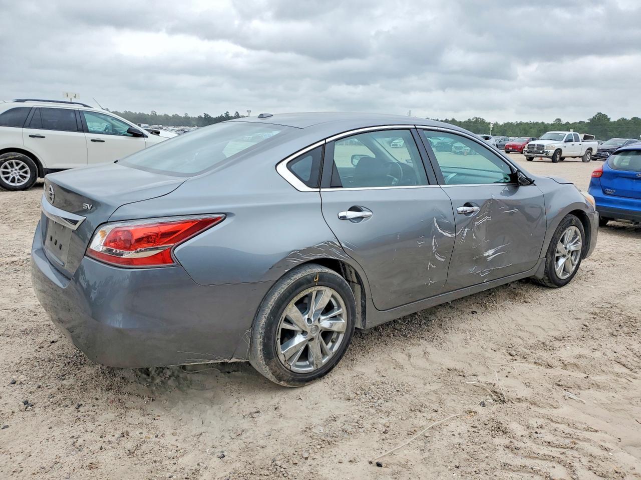 2015 Nissan Altima 2.5 Sv - Фото 3