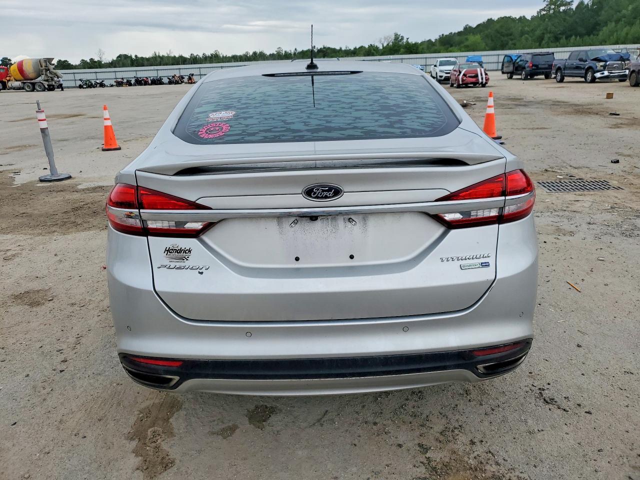 2018 Ford Fusion - Image 6