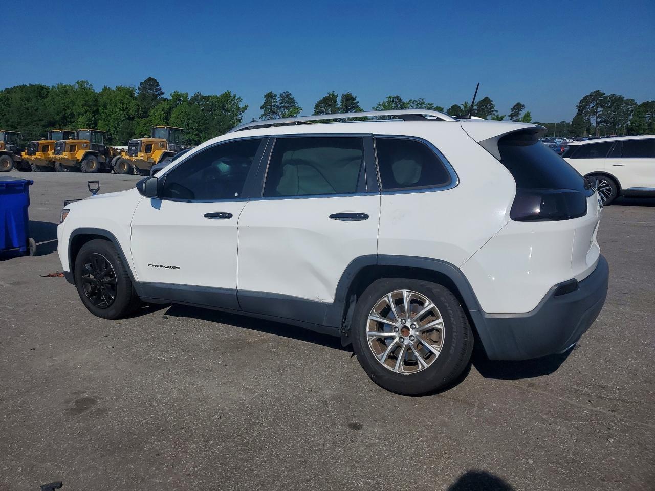 2019 Jeep Cherokee Latitude - Фото 2