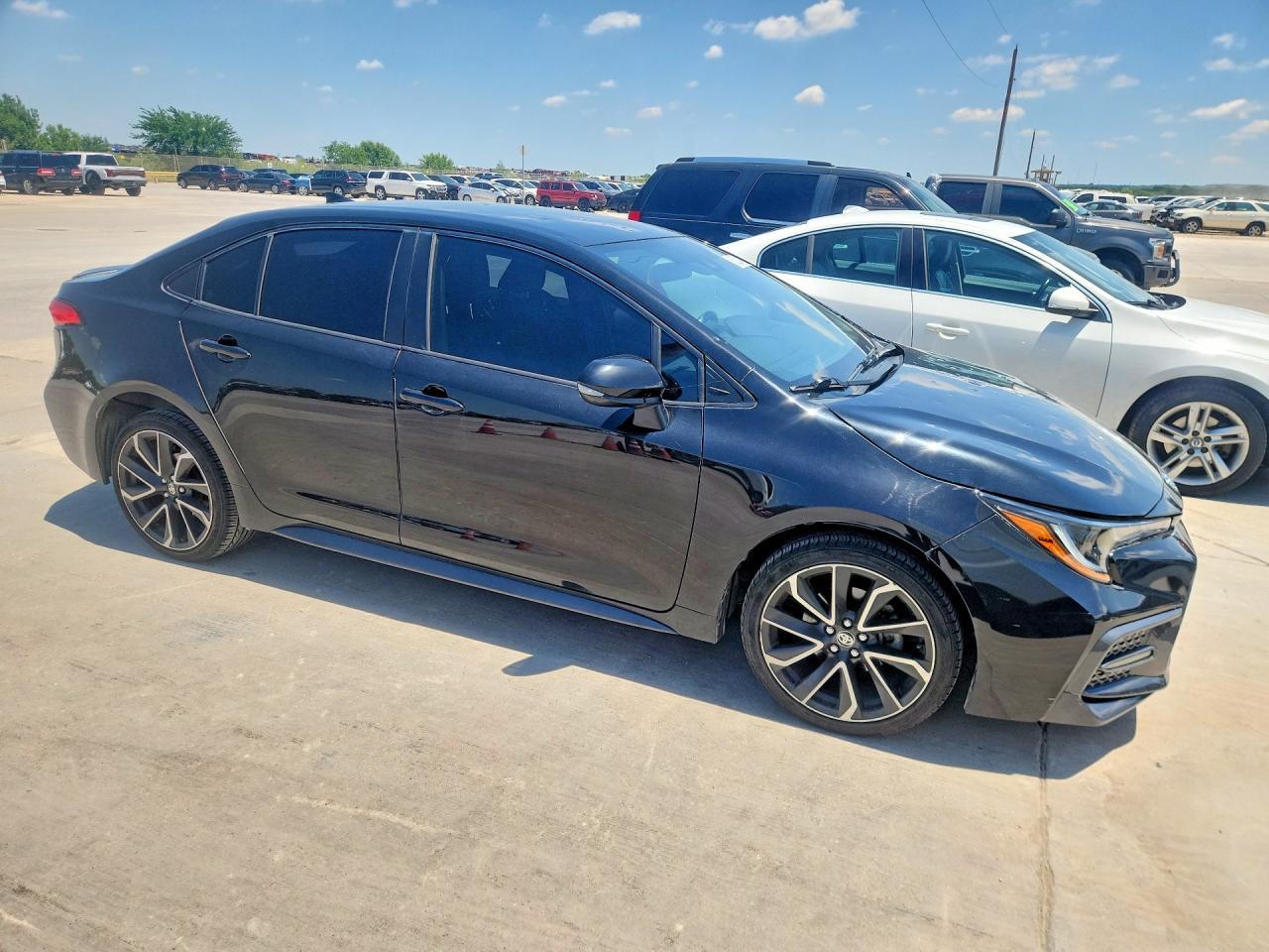 2020 Toyota Corolla Se - Фото 4