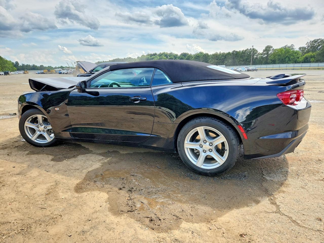 2023 Chevrolet Camaro Ls - Фото 2
