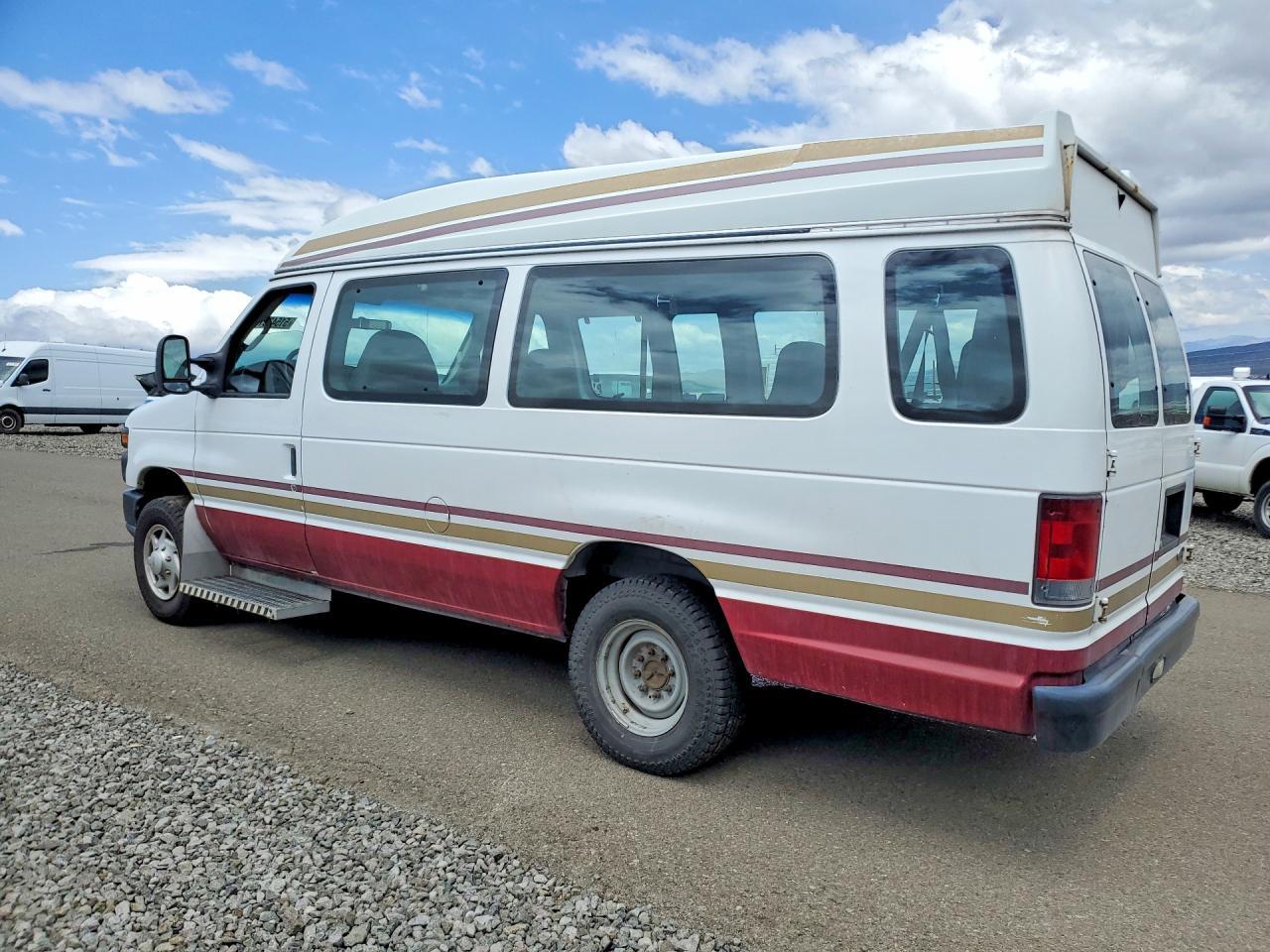 2008 Ford Econoline E350 Super Duty Van - Image 2