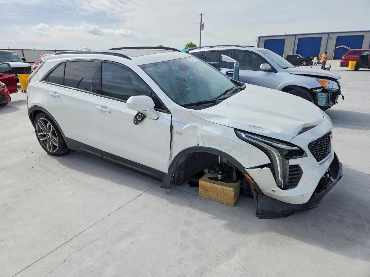 2020 Cadillac Xt4 Sport - Фото 4