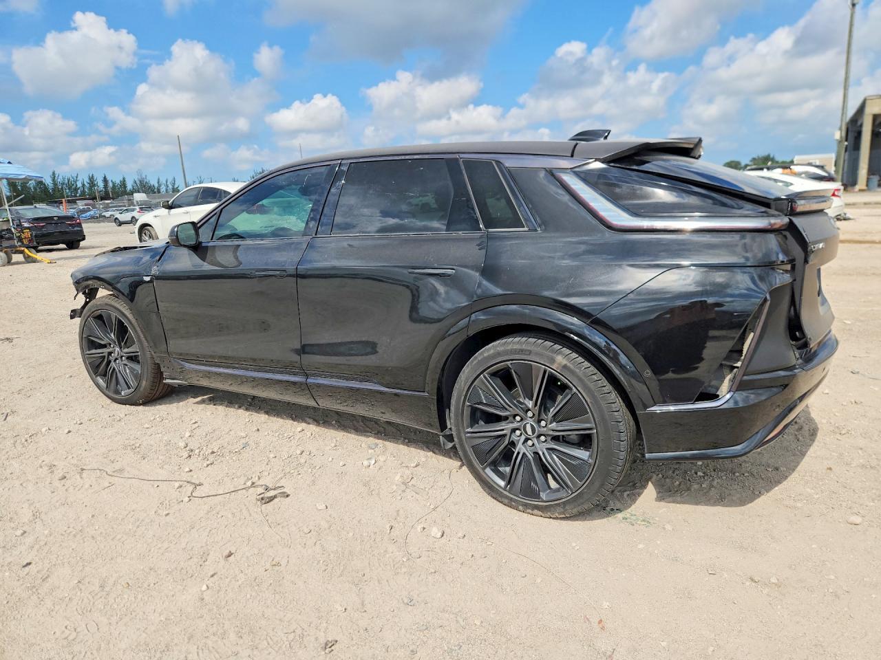 2024 Cadillac Lyriq Sport - Image 2