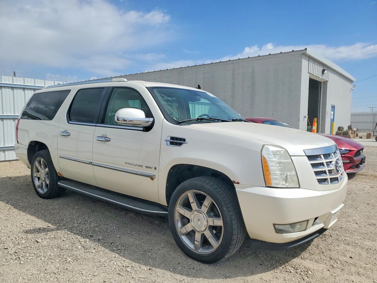 2007 Cadillac Escalade V Sport - Image 4