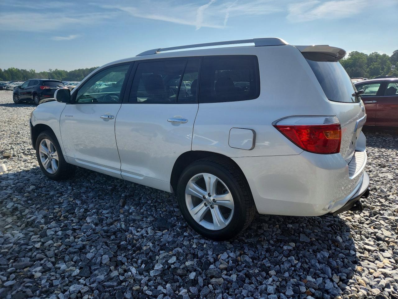 2010 Toyota Highlander Limited - Image 2