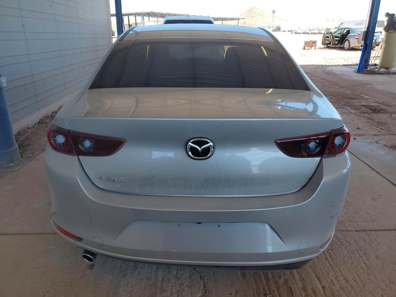 2026 Mazda 3 Preferred - Фото 6