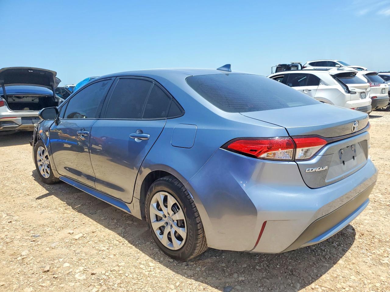 2022 Toyota Corolla Le - Фото 2