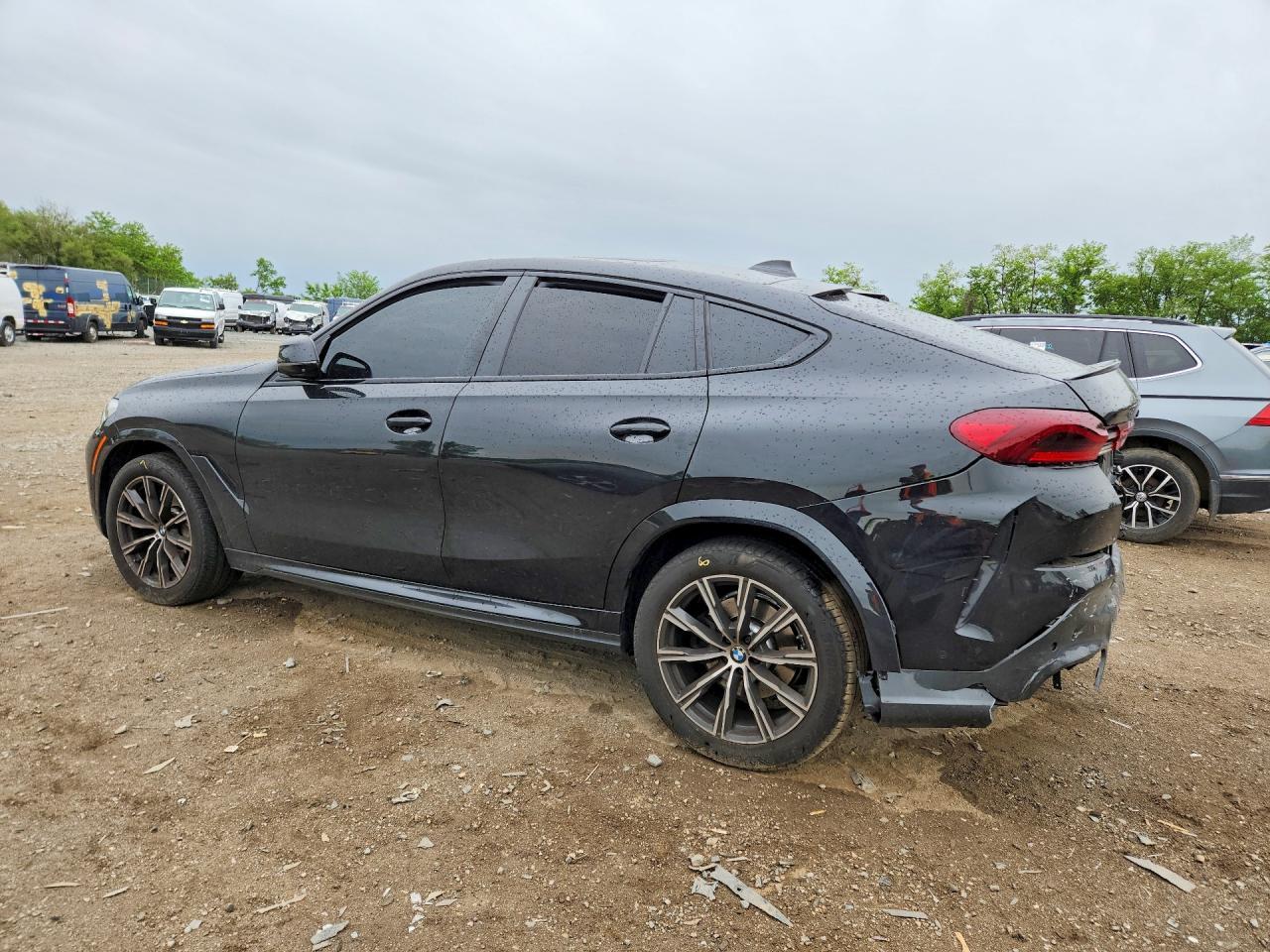 2022 BMW X6 xDrive40I - Фото 2