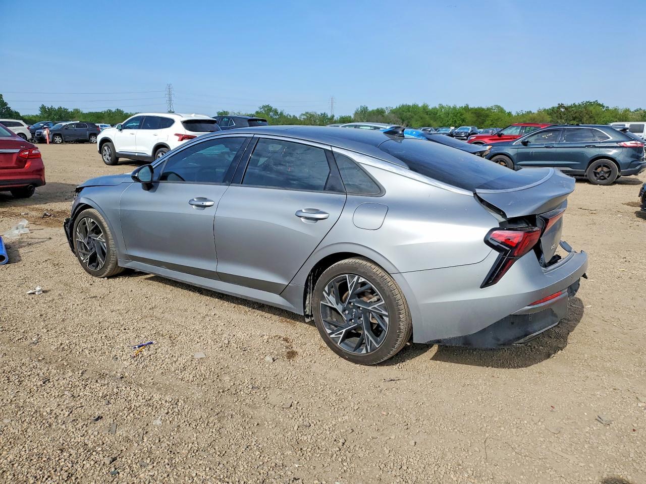 2025 Kia K5 Gt Line - Фото 2