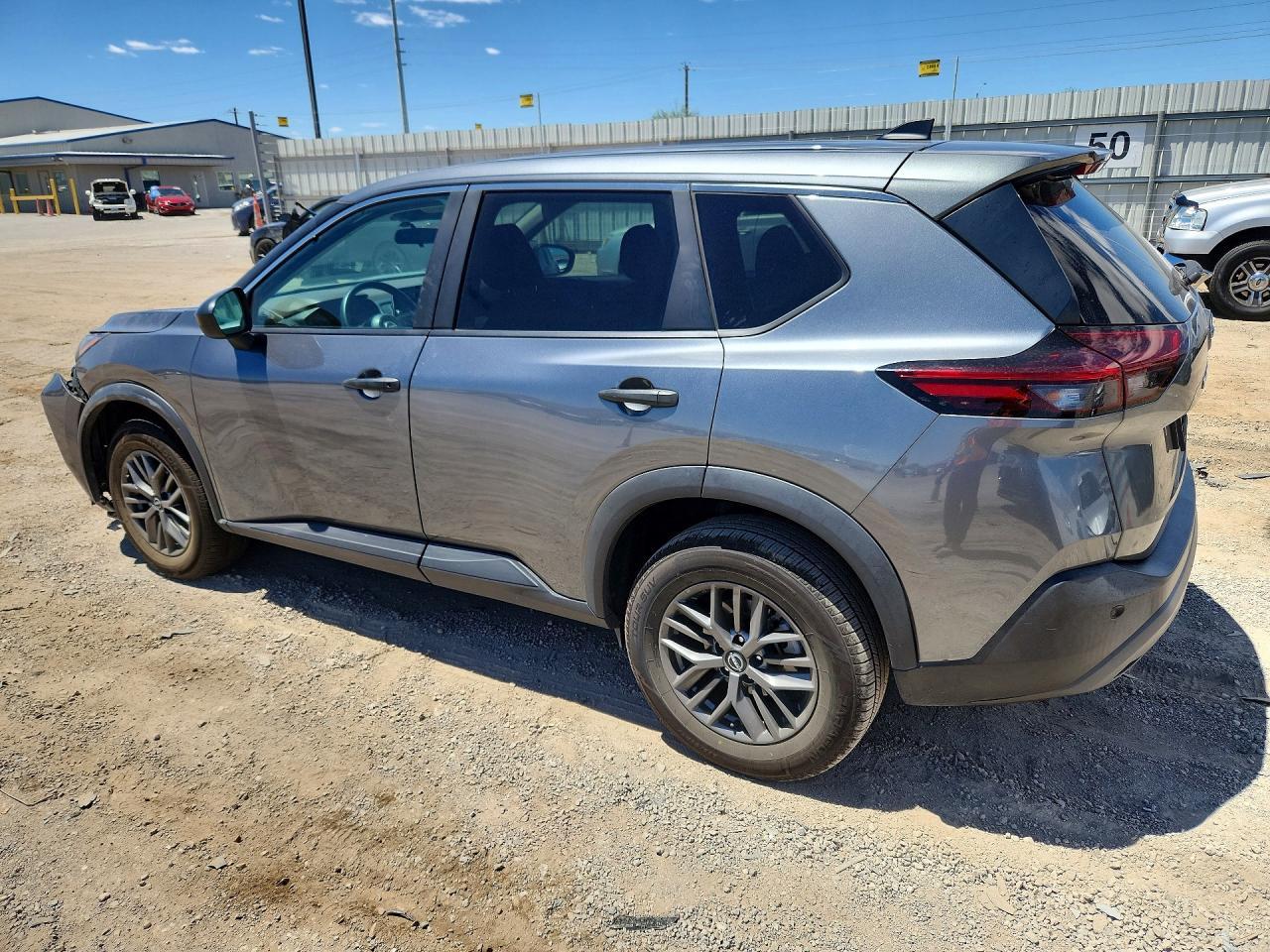 2023 Nissan Rogue S - Фото 2