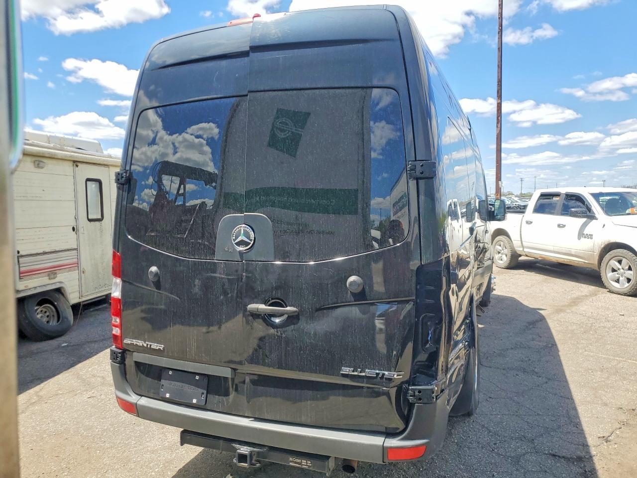 2016 Mercedes-Benz Sprinter 3500 - Image 6