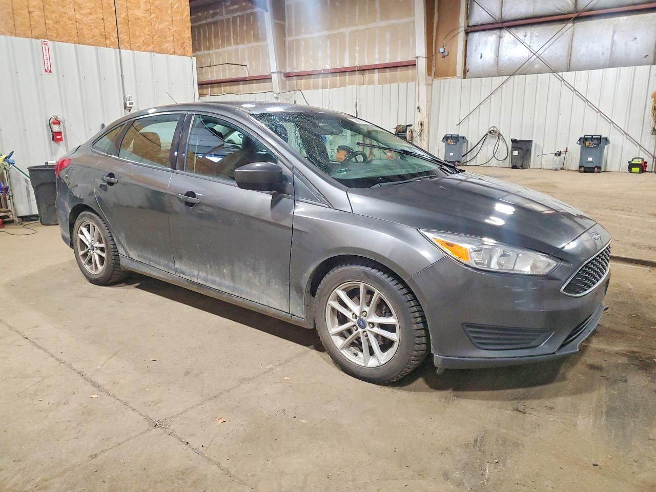 2018 Ford Focus Se - Image 4
