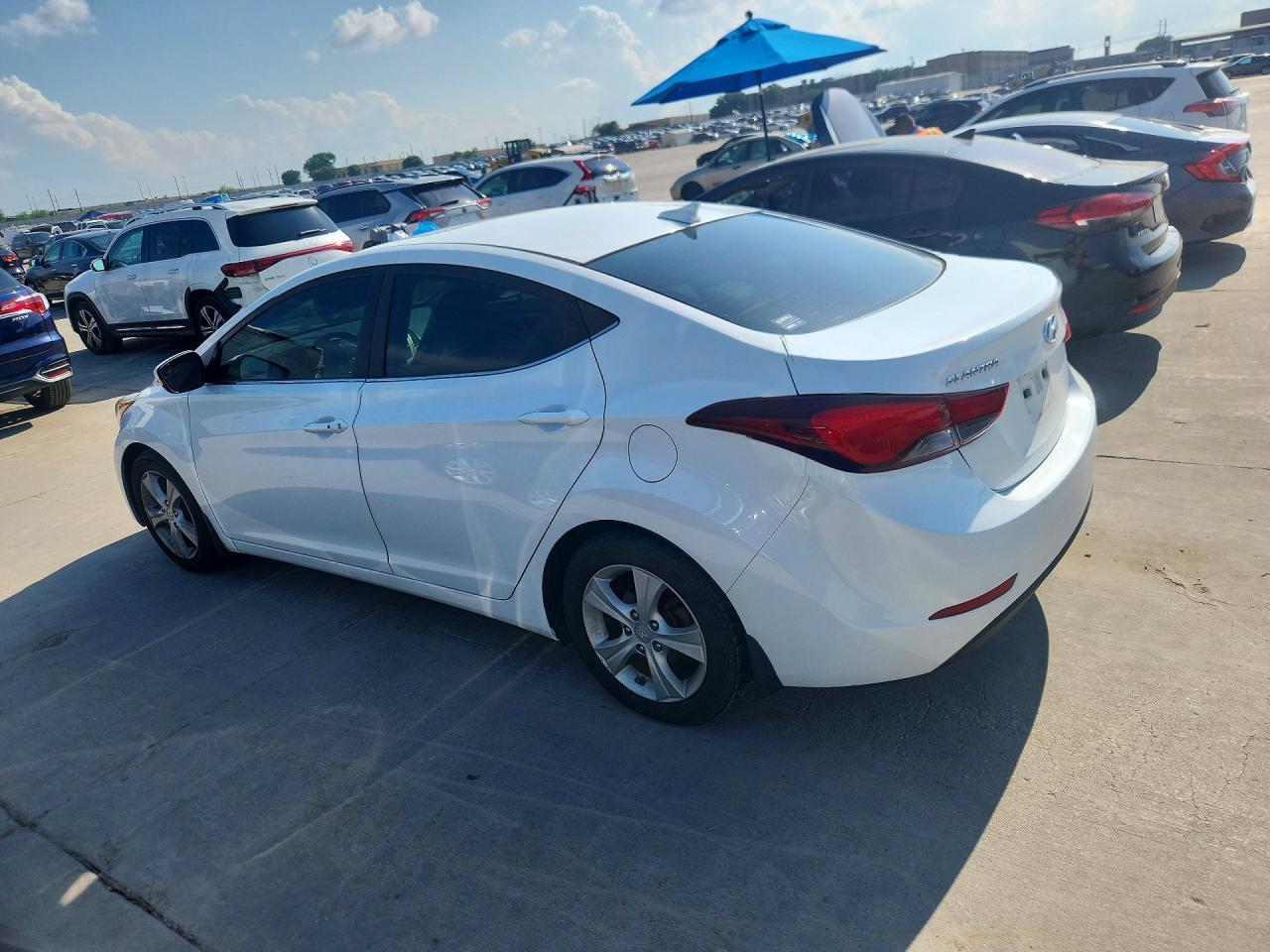 2016 Hyundai Elantra Value Edition - Image 2