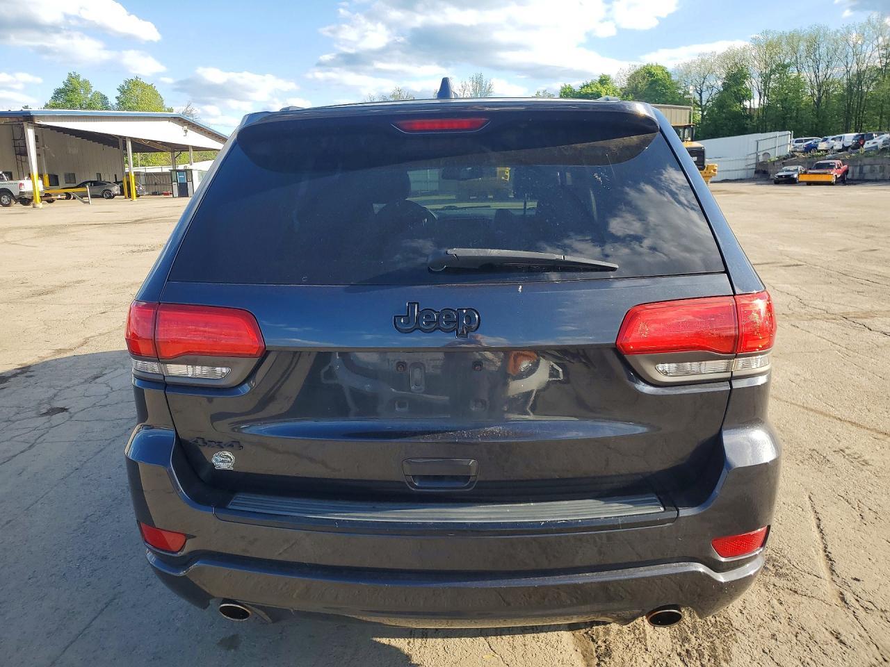 2014 Jeep Grand Cherokee Laredo - Image 6