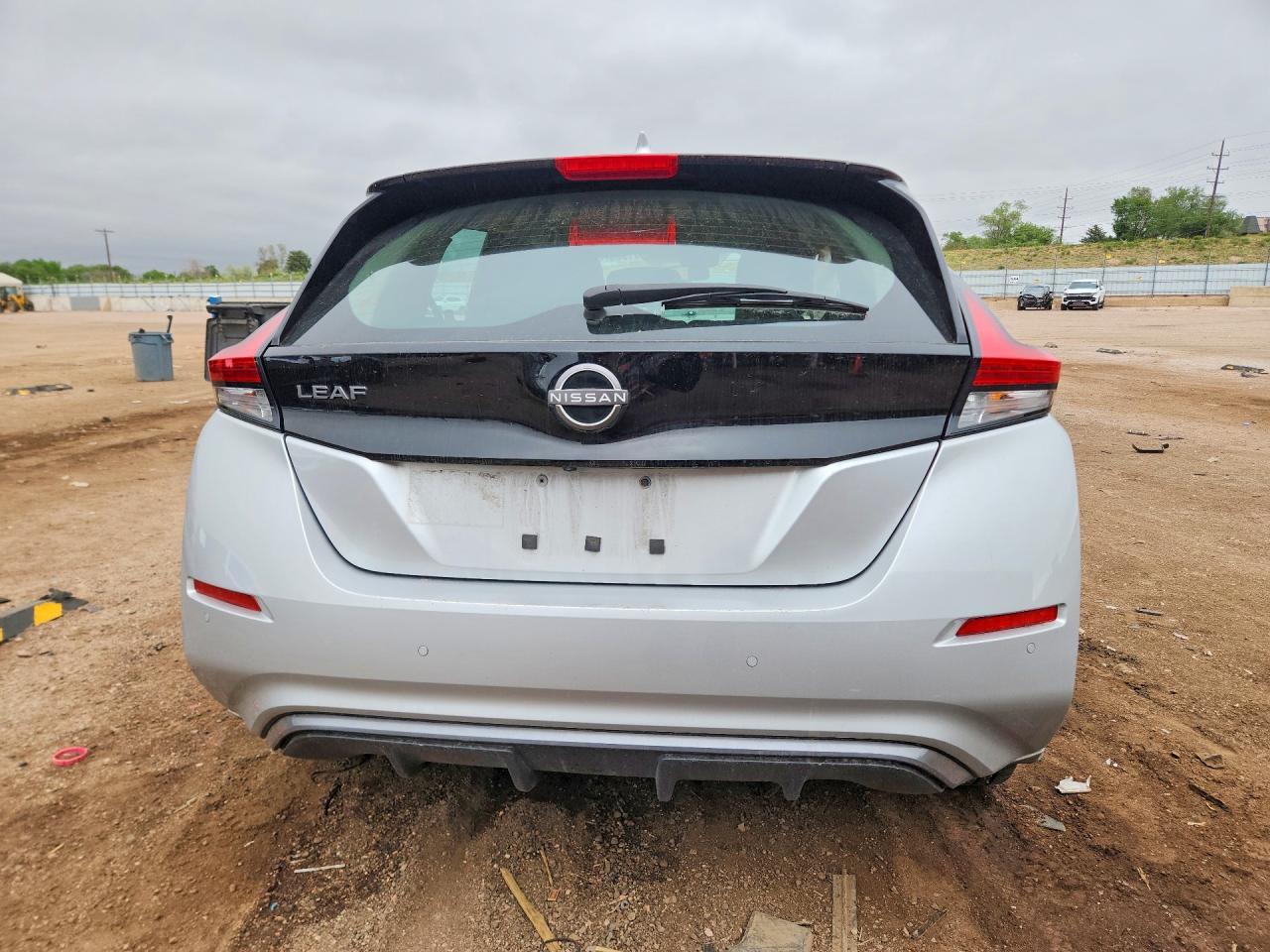 2025 Nissan Leaf S - Фото 6
