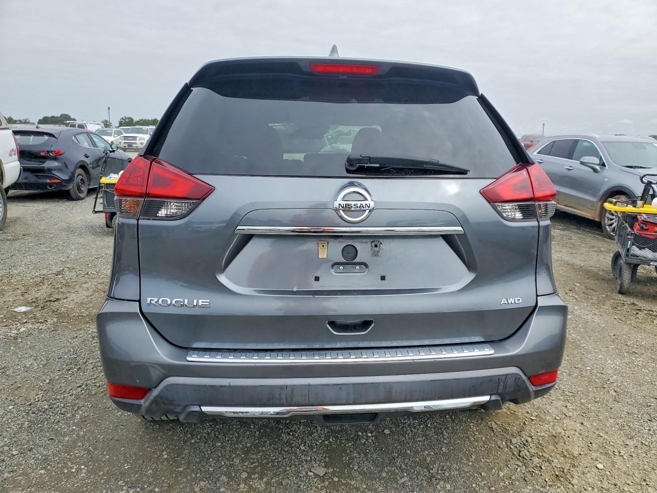 2020 Nissan Rogue S - Фото 6