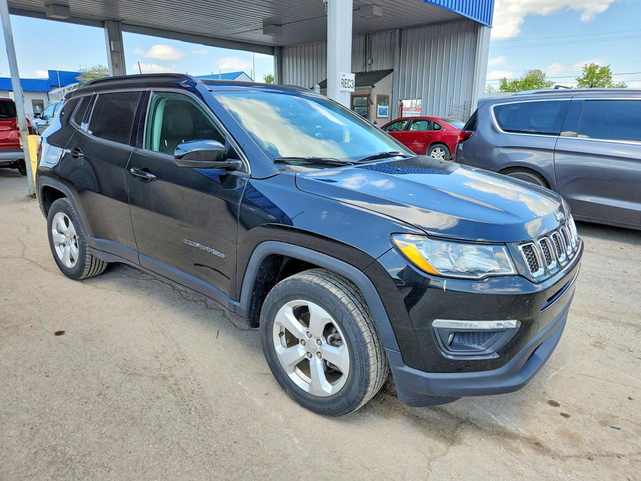 2019 Jeep Compass Latitude - Image 4