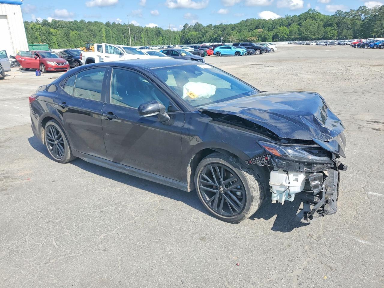 2025 Toyota Camry Se - Фото 4