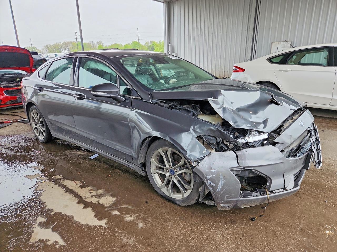2020 Ford Fusion Titanium - Фото 4