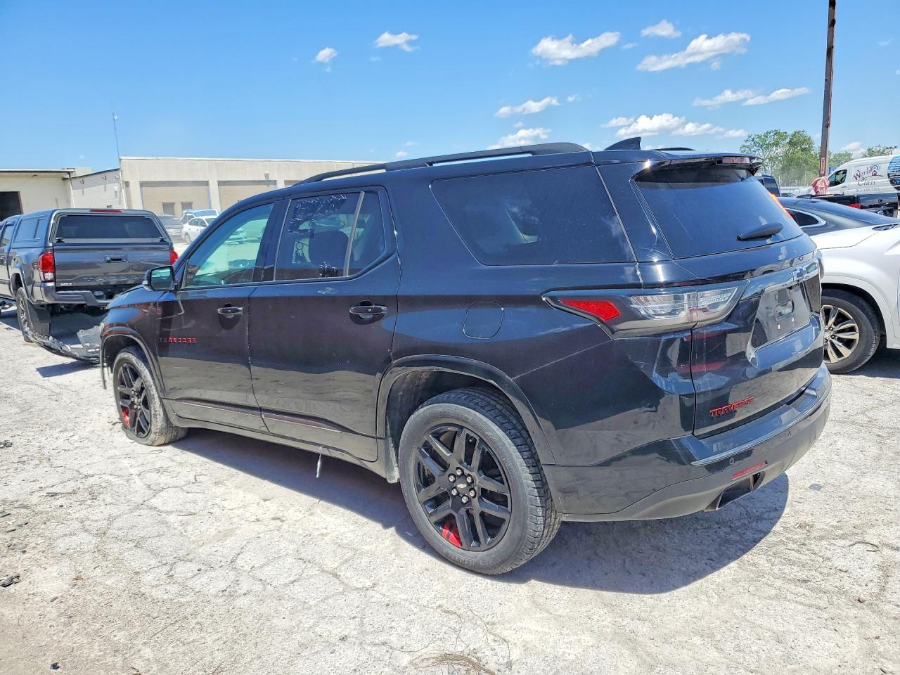 2019 Chevrolet Traverse Premier - Image 2