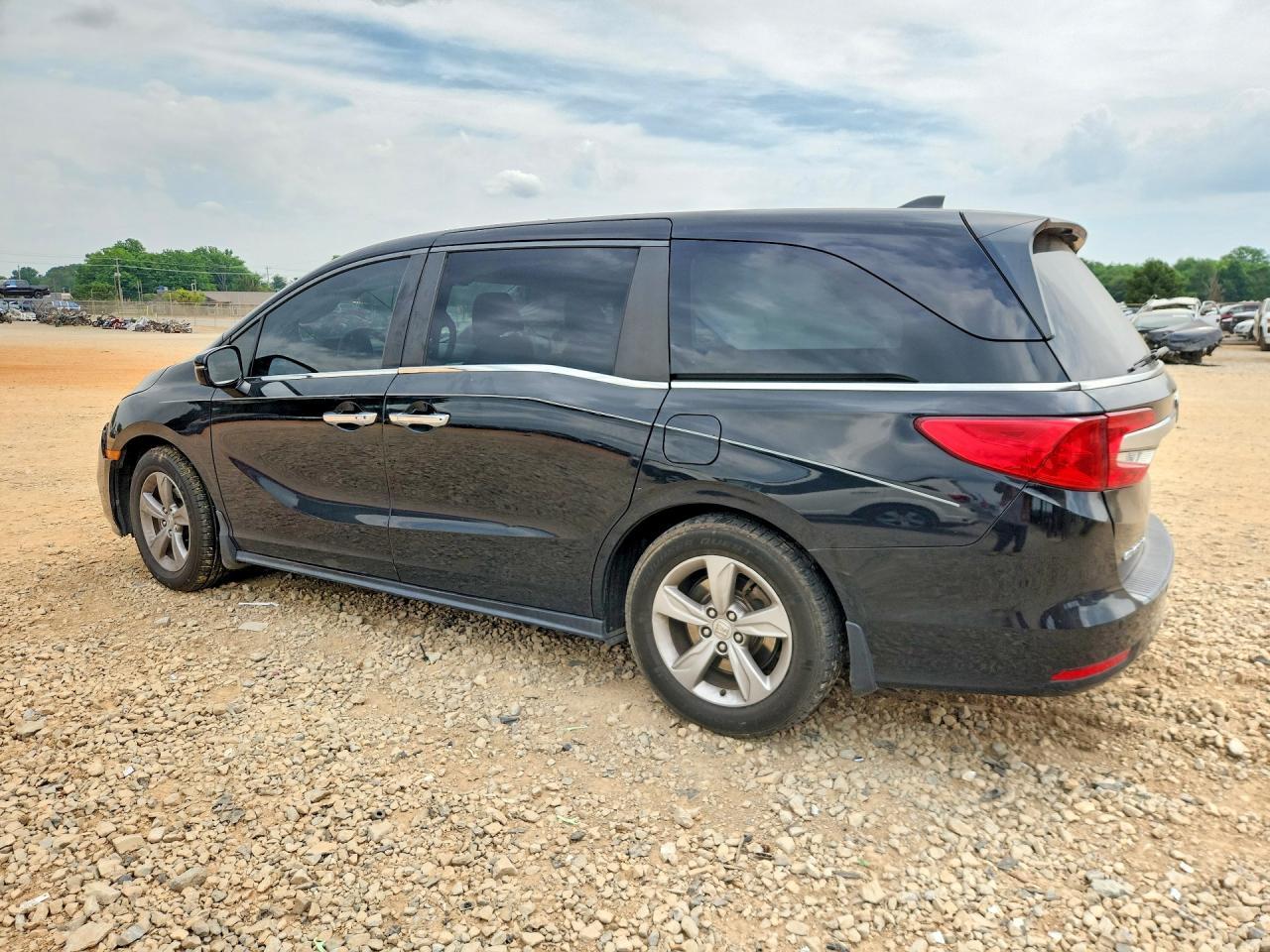 2018 Honda Odyssey Ex - Фото 2