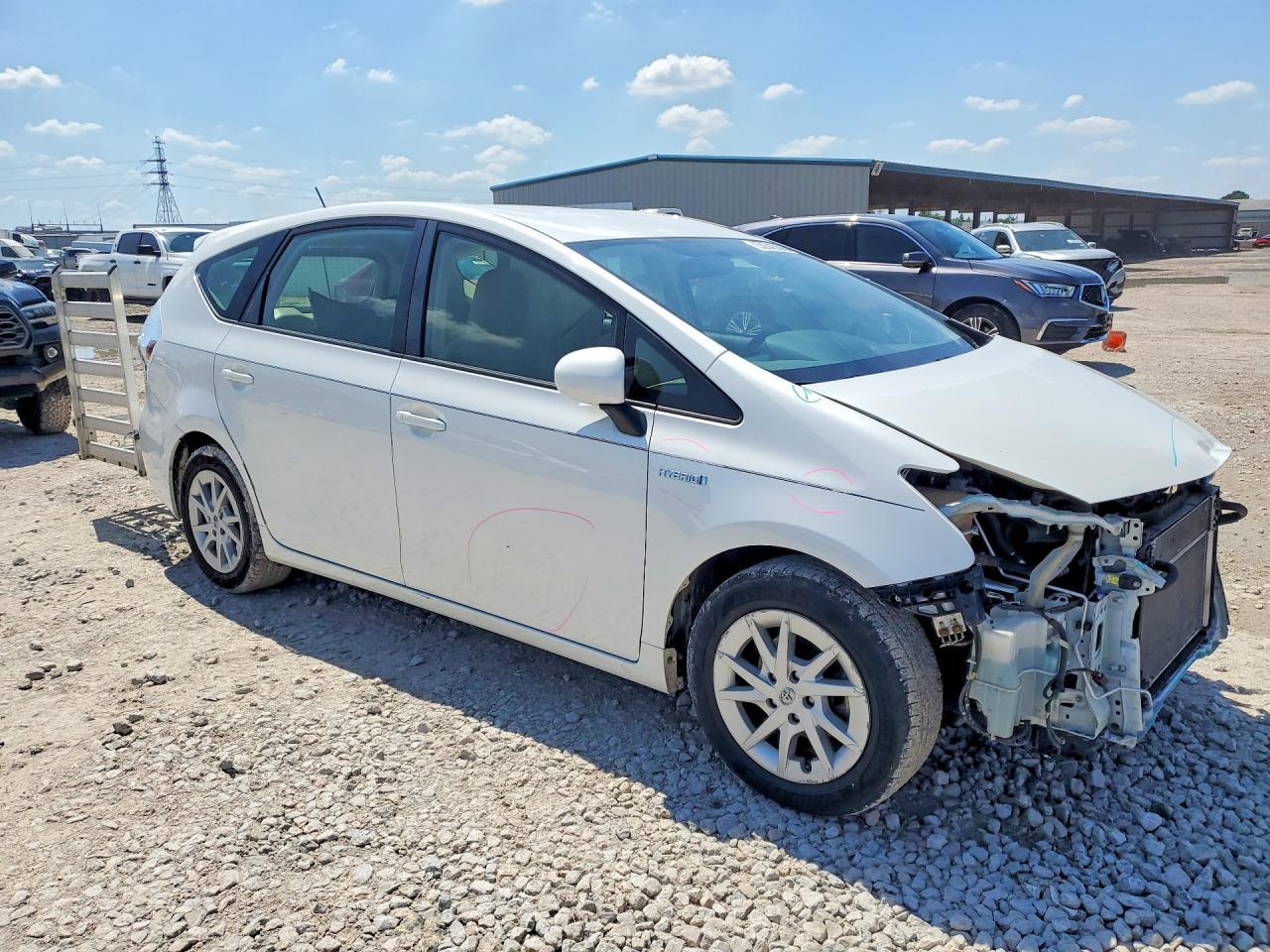 2013 Toyota Prius V Three - Фото 4