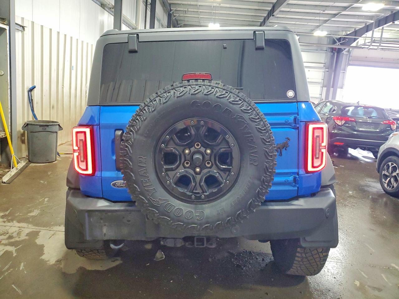 2023 Ford Bronco Base - Фото 6