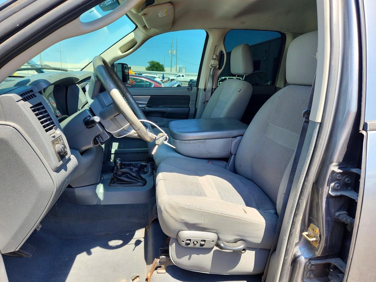 2007 Dodge Ram 2500 St - Image 7