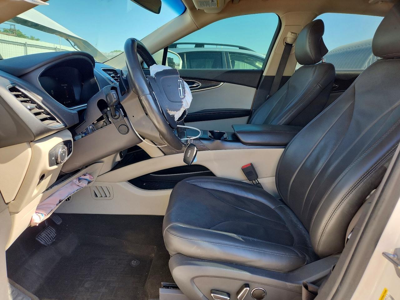 2019 Lincoln Nautilus Reserve - Image 7