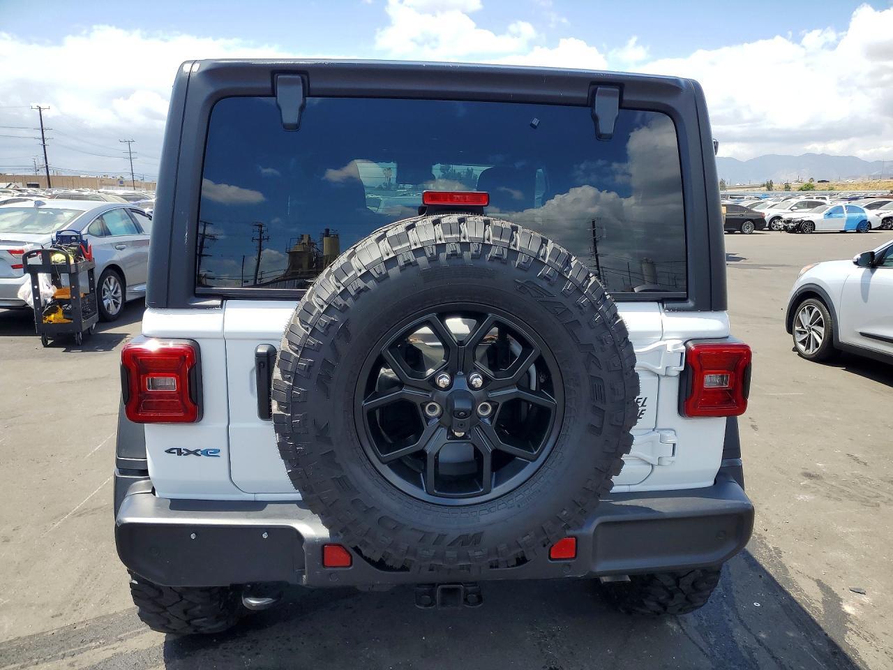 2025 Jeep Wrangler Sport 4Xe - Фото 6