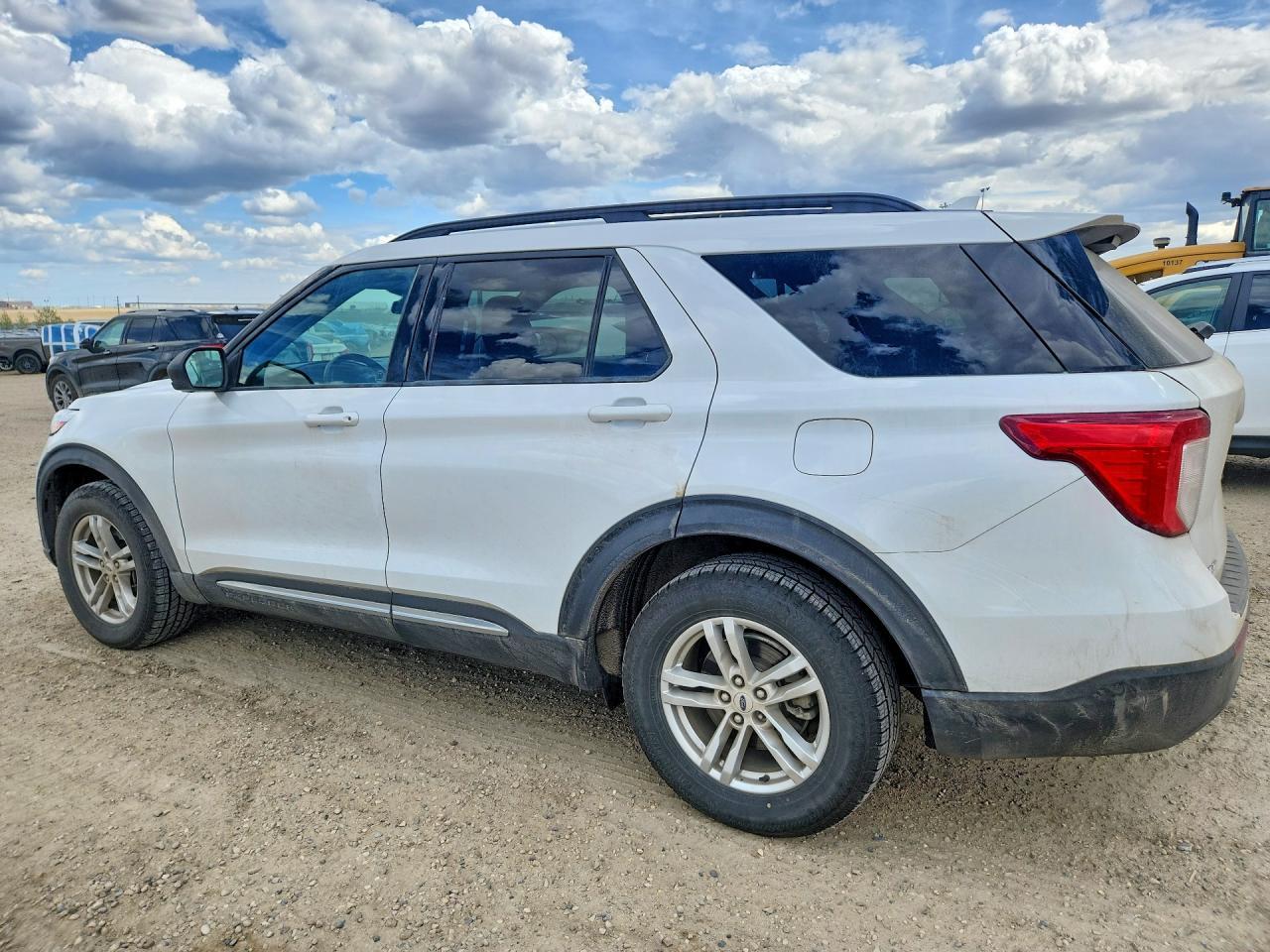 2020 Ford Explorer Xlt - Image 2